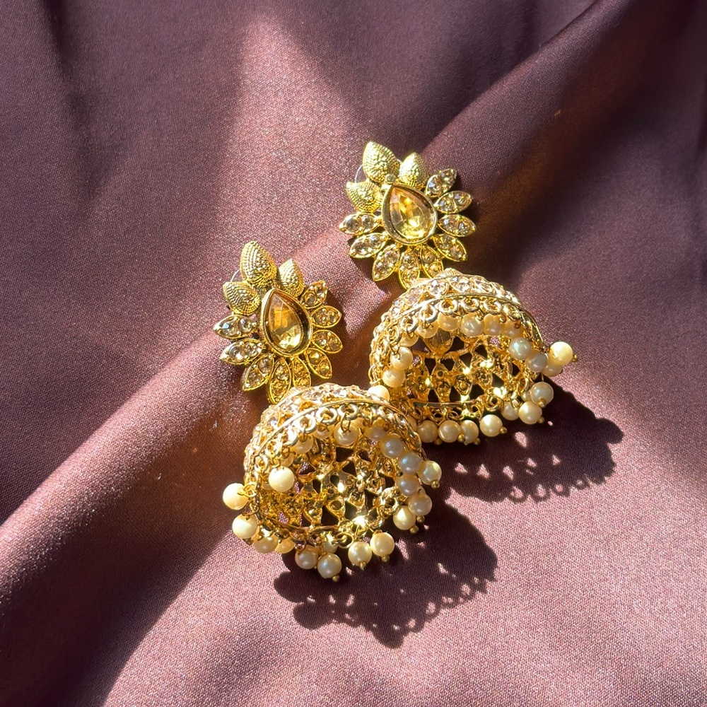 Gold plated jhumka polki earrings